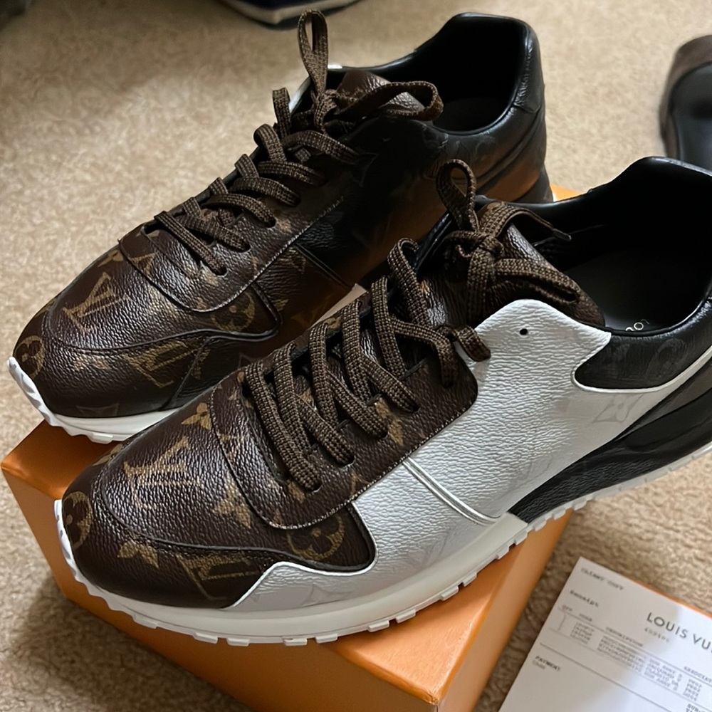 Mens LV sneakers